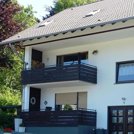 Mit Privatem Balkon By Interhome