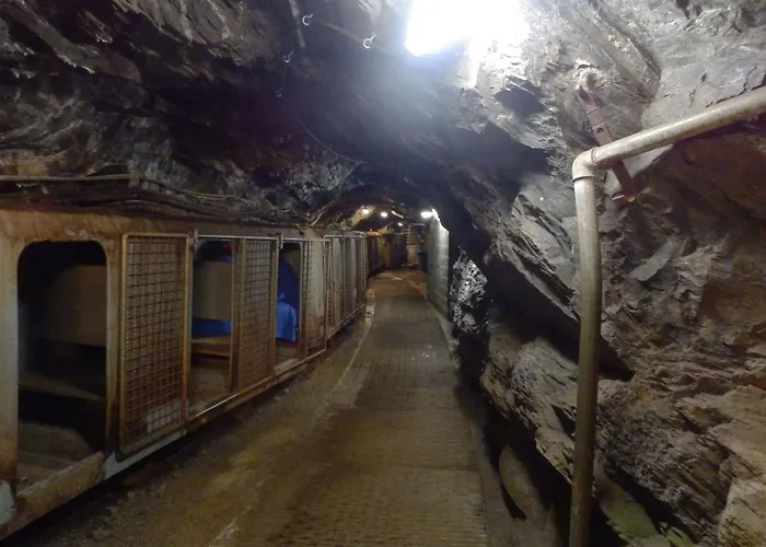 Mit Privatem Balkon By Interhome *